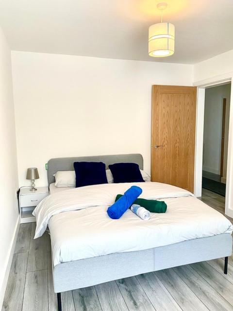 Lovely New 2 Bedroom Condo With Stunning Seaviews Penmaenmawr Экстерьер фото