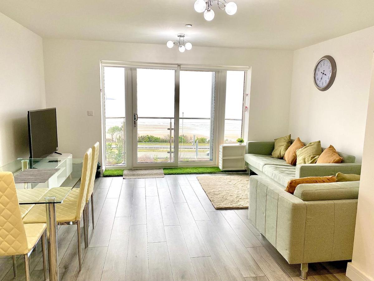 Lovely New 2 Bedroom Condo With Stunning Seaviews Penmaenmawr Экстерьер фото