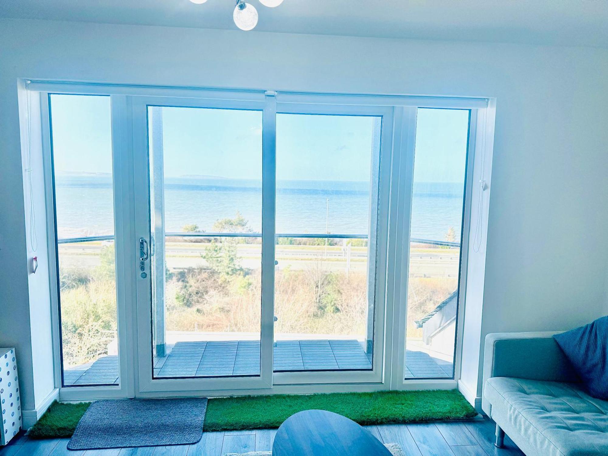 Lovely New 2 Bedroom Condo With Stunning Seaviews Penmaenmawr Экстерьер фото