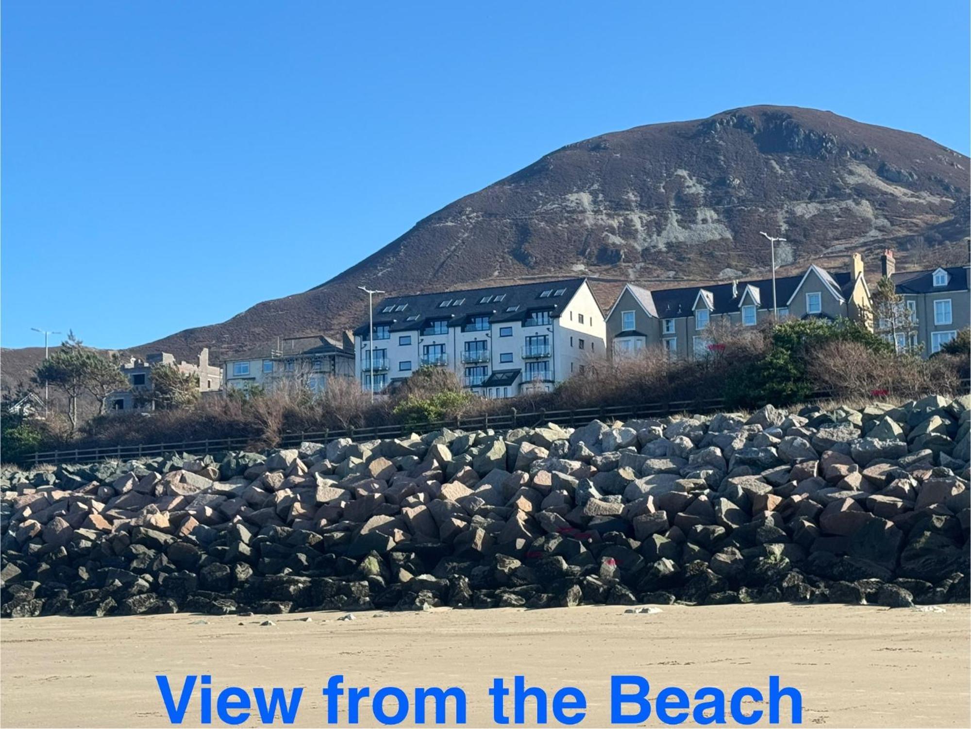 Lovely New 2 Bedroom Condo With Stunning Seaviews Penmaenmawr Экстерьер фото